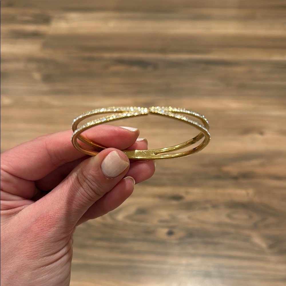 Elegant Gold and Silver Women's Bracelet